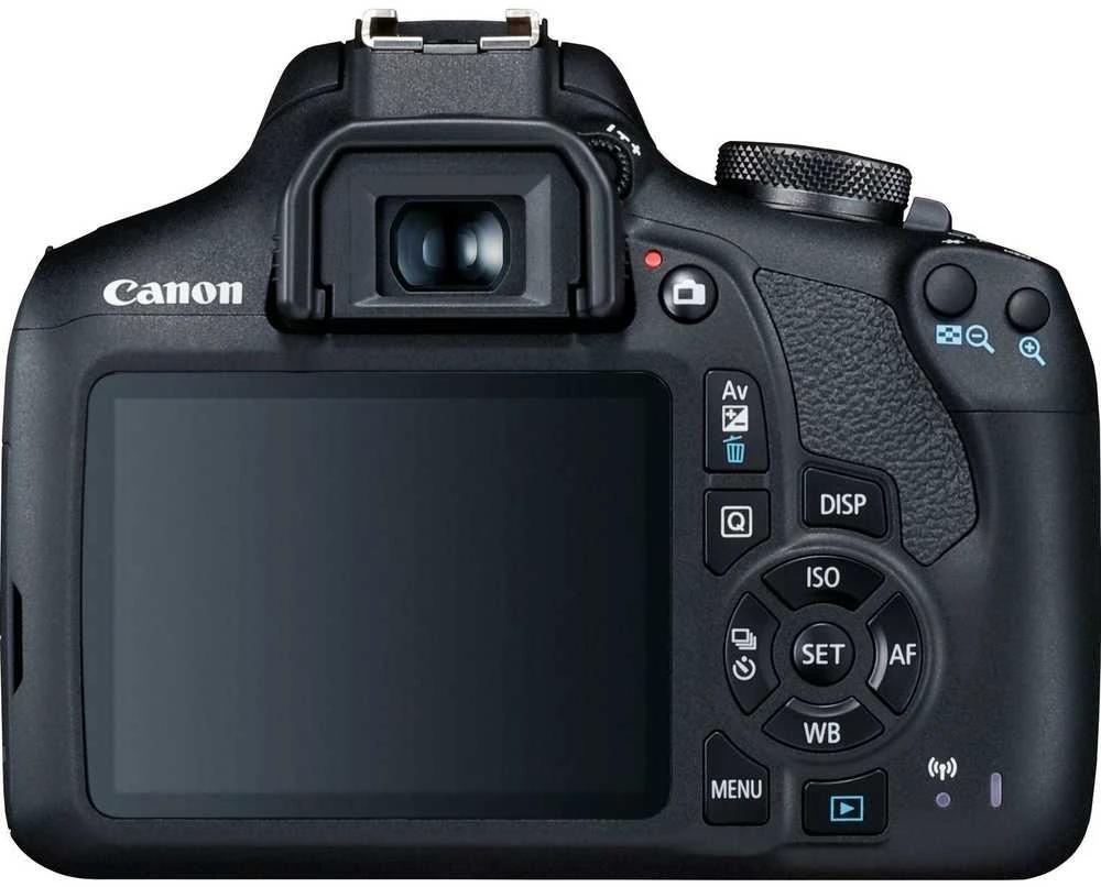 Canon EOS 2000D + EF-S 10-18mm IS STM