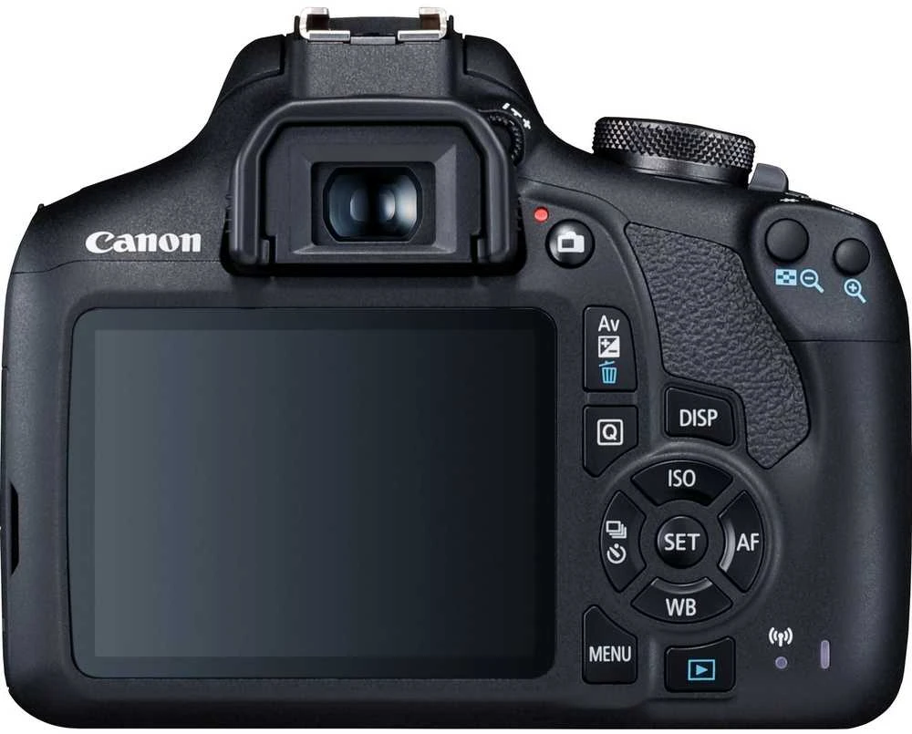 Canon EOS 2000D + EF-S 18-55mm F4-5.6 IS STM + EF 50mm F1.8 STM
