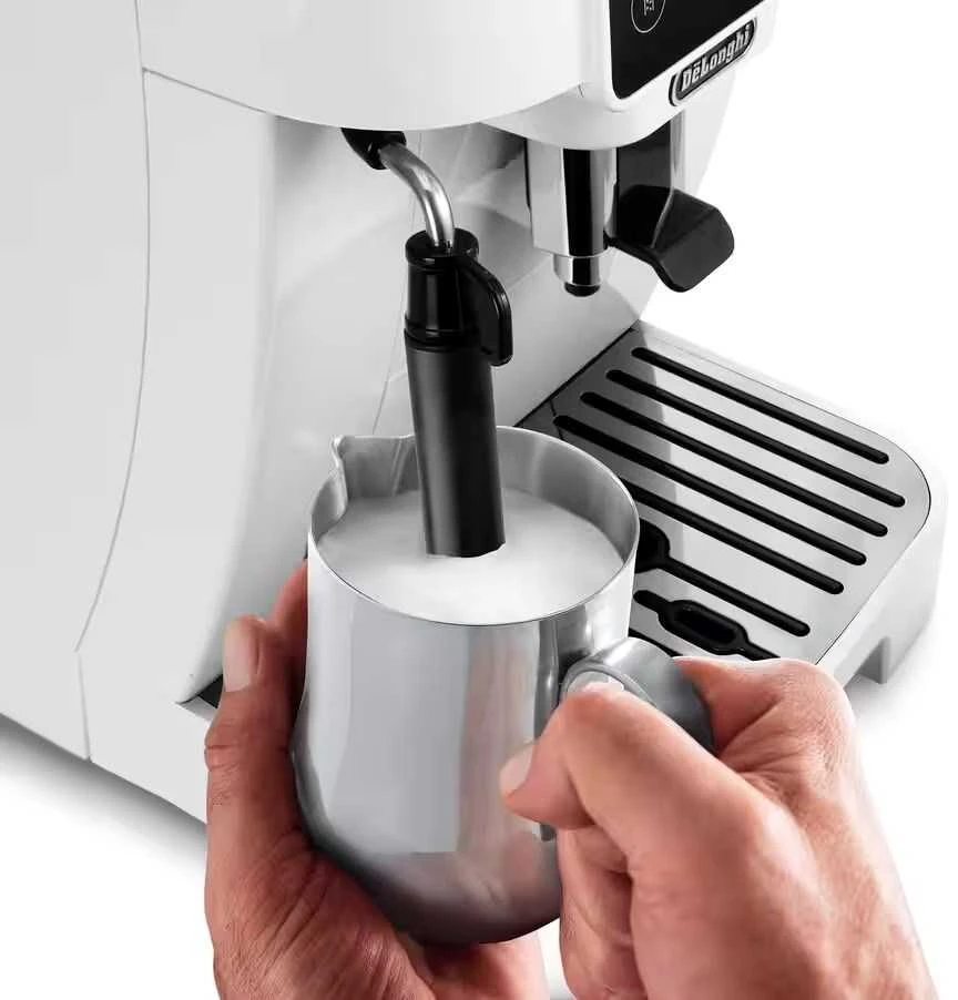 Kavos aparatas Delonghi Magnifica Start automatinis