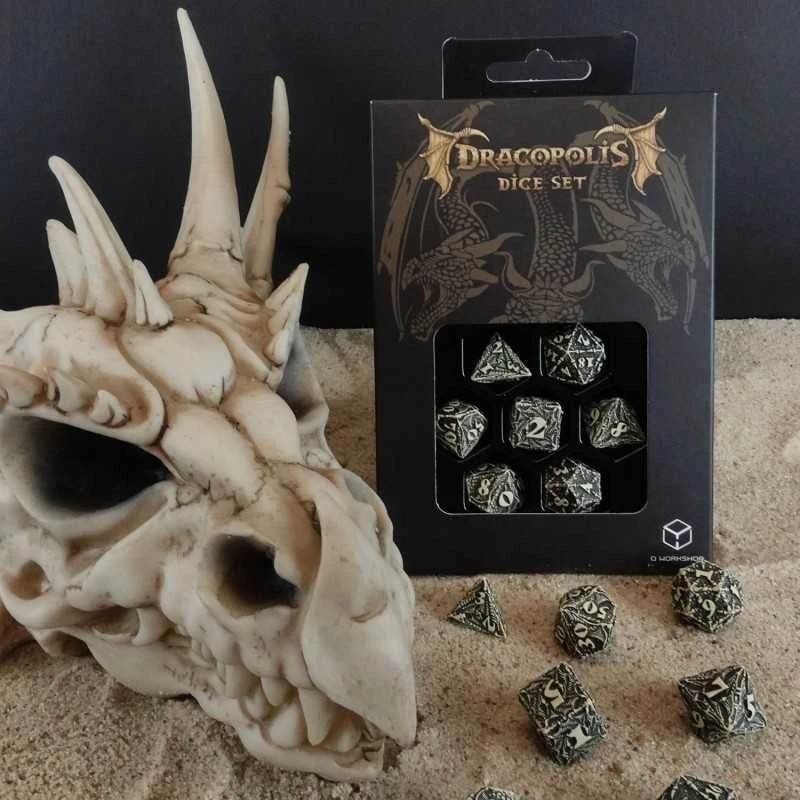 Q Workshop Žaidimų Kauliukų Rinkinys - Dracopolis Scandinavian Blackfang 7 Kauliukai Smėlio Spalvos