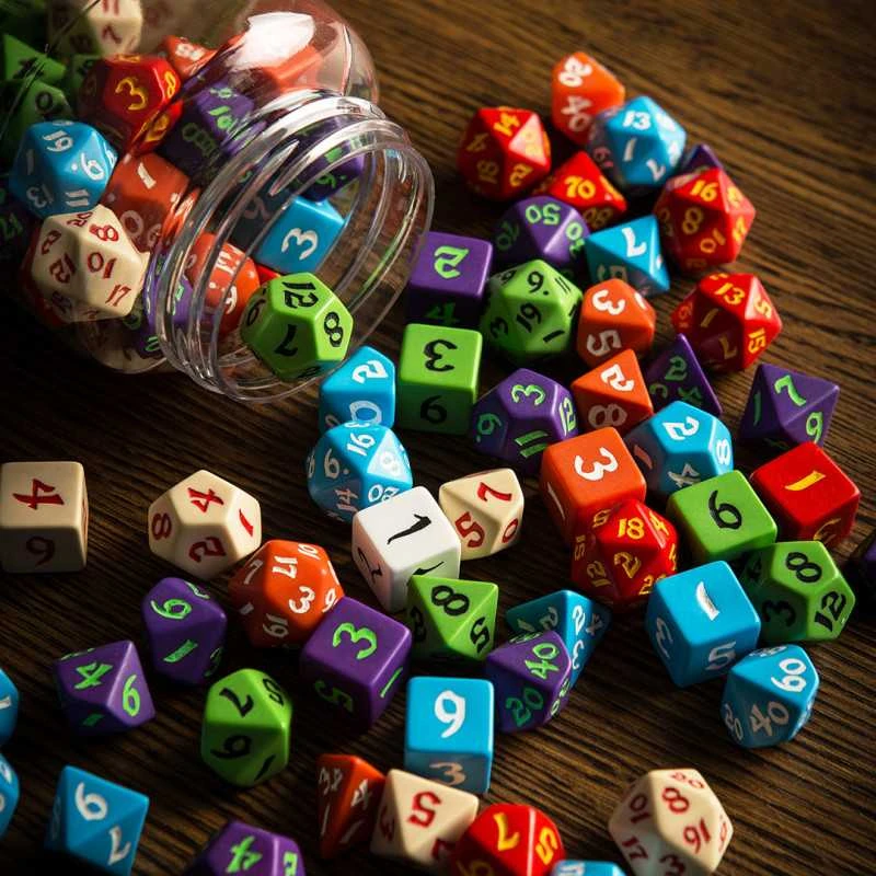 Klasikinis stalo RPG kauliukų rinkinys 80 vnt. – Q Workshop