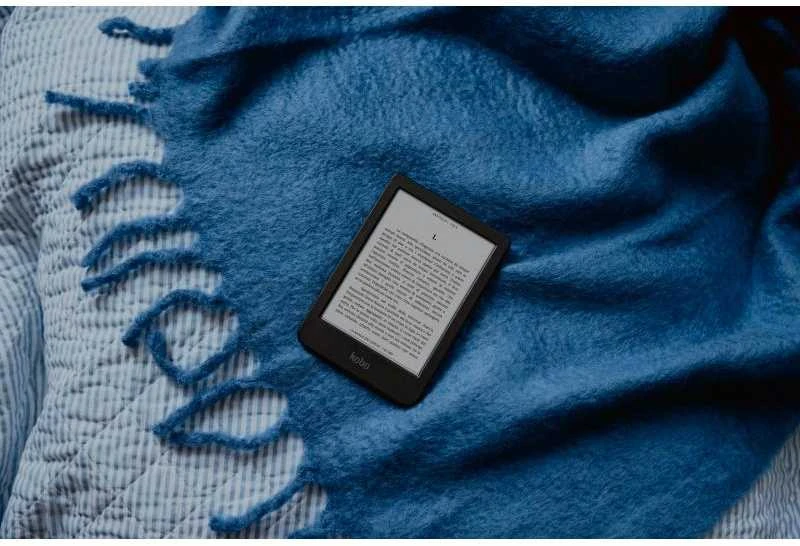 El. Knygų Skaityklė - Kobo Clara BW 6" E Ink, 16GB, IPX8, Bluetooth, Wi-Fi Juoda