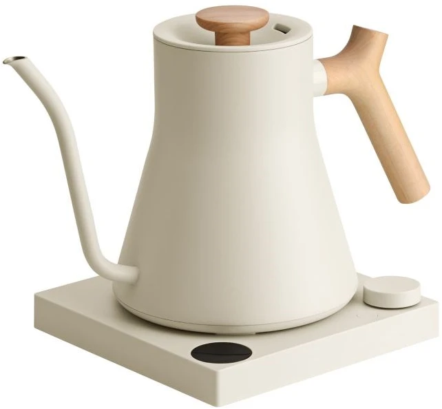 Fellow Stagg EKG PRO 900ml electric virdulys in sesame beige with a wooden handle