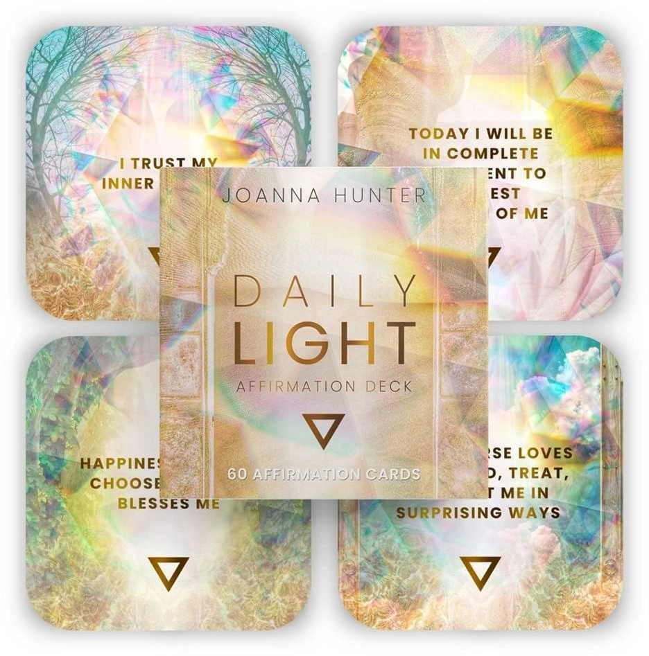 Muse Oracle Press Fair Winds Žaidimų Kortų Rinkinys - Affirmation Deck - Daily Light 60 Kortų 11.5 x 11.5 x 3.5 cm 335 g