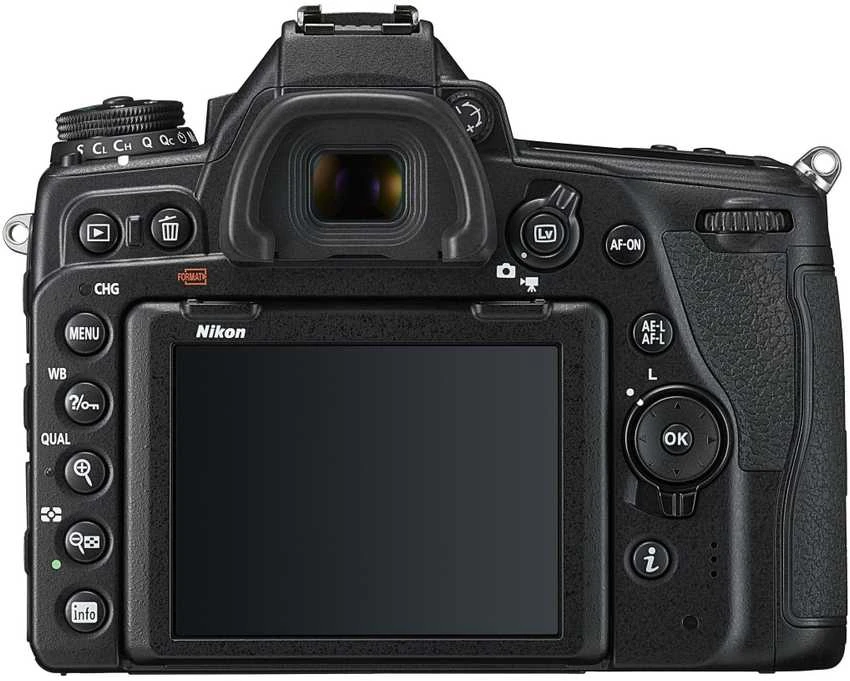Nikon D780 24–120 mm f/4 VR