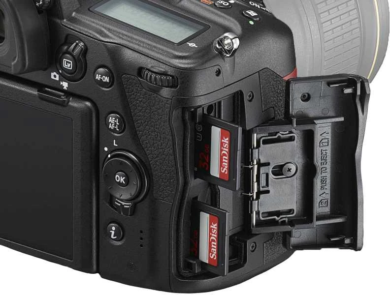 Nikon D780 korpusas