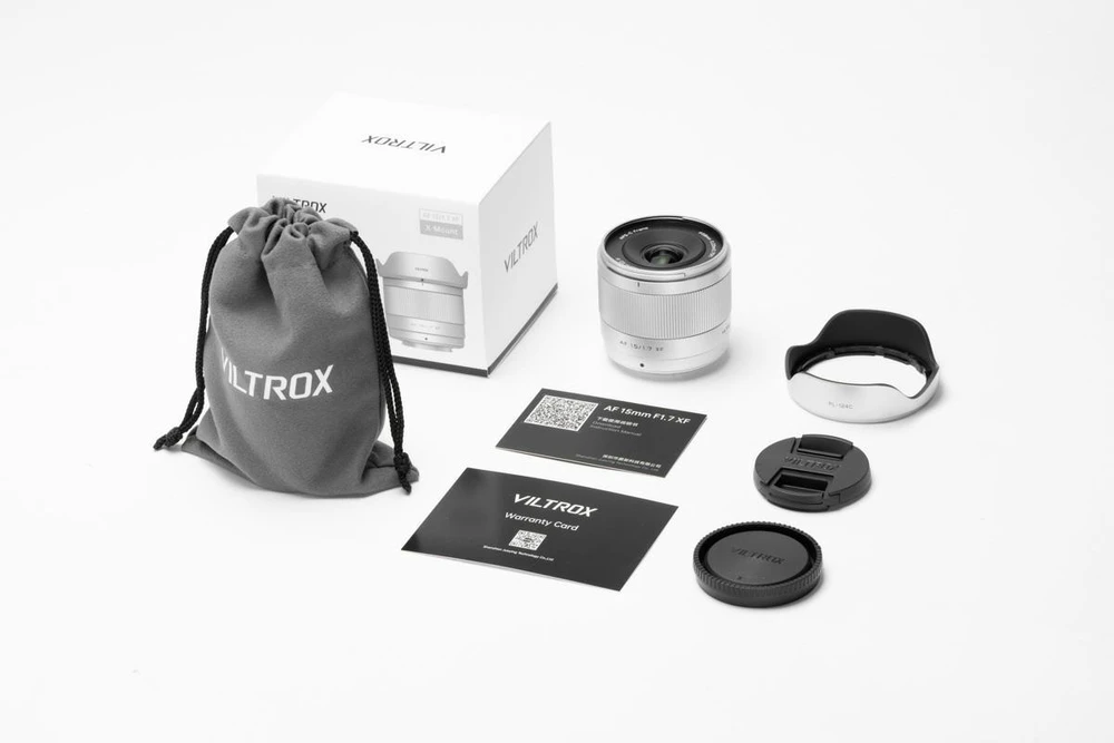 Fotoaparato objektyvas - Viltrox AF 15 mm F1.7 Air Fuji XF sidabrinis