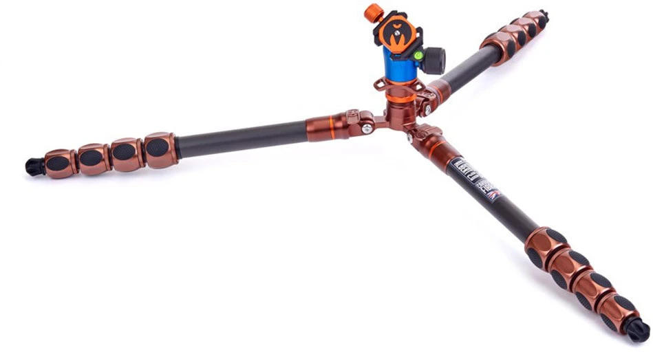 Fotoaparato trikojis - 3 Legged Thing Pro 2.0 Albert Carbon su AirHed Pro bronzos spalvos