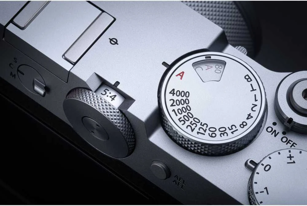 FUJIFILM GFX 100RF (Sidabrinis)
