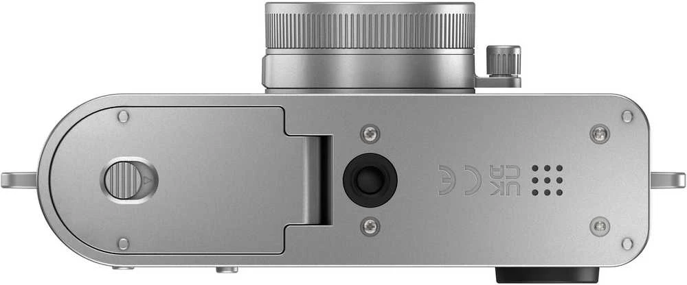 Fujifilm X half Sidabrinis