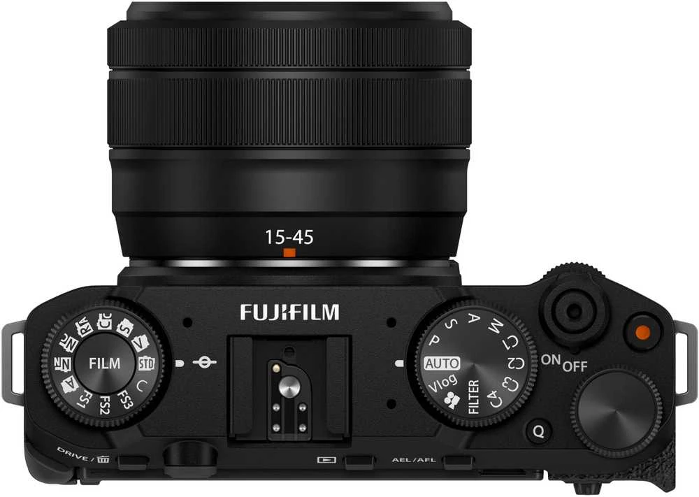 FUJIFILM X-M5 + FUJINON XC 15-45mm F3.5-5.6 OIS PZ (Juodas)
