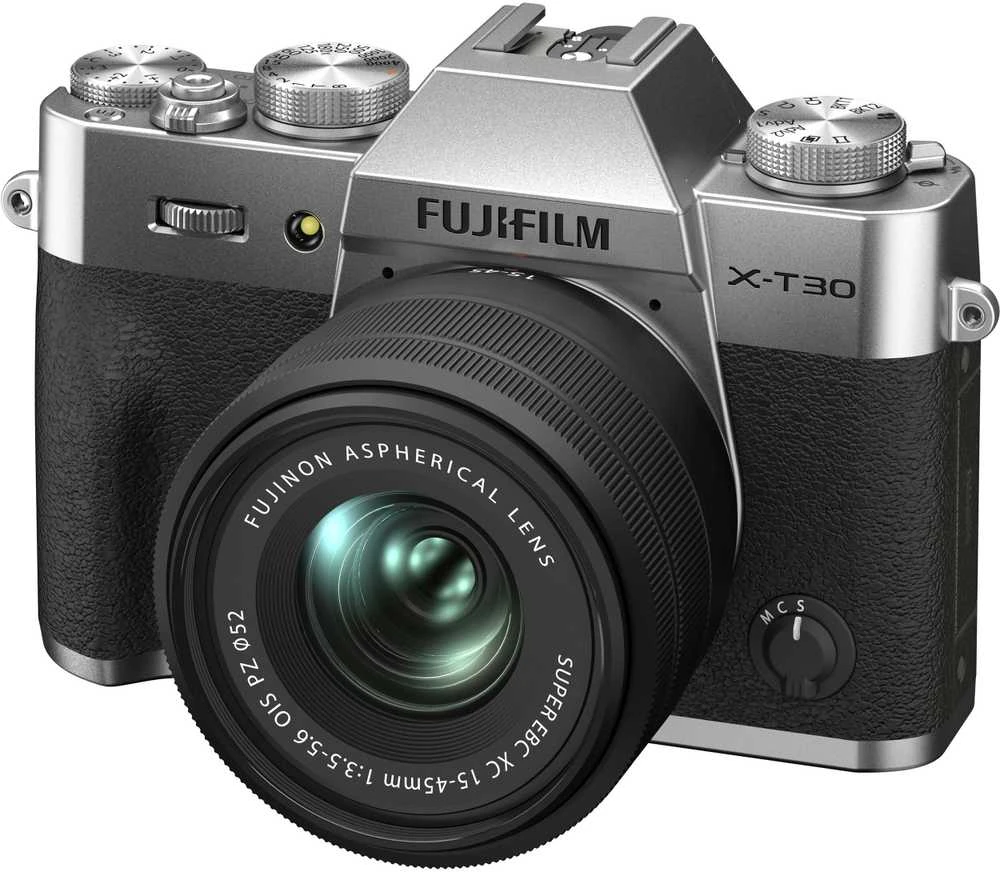 Fujifilm X-T30 II + 15-45mm sidabrinis