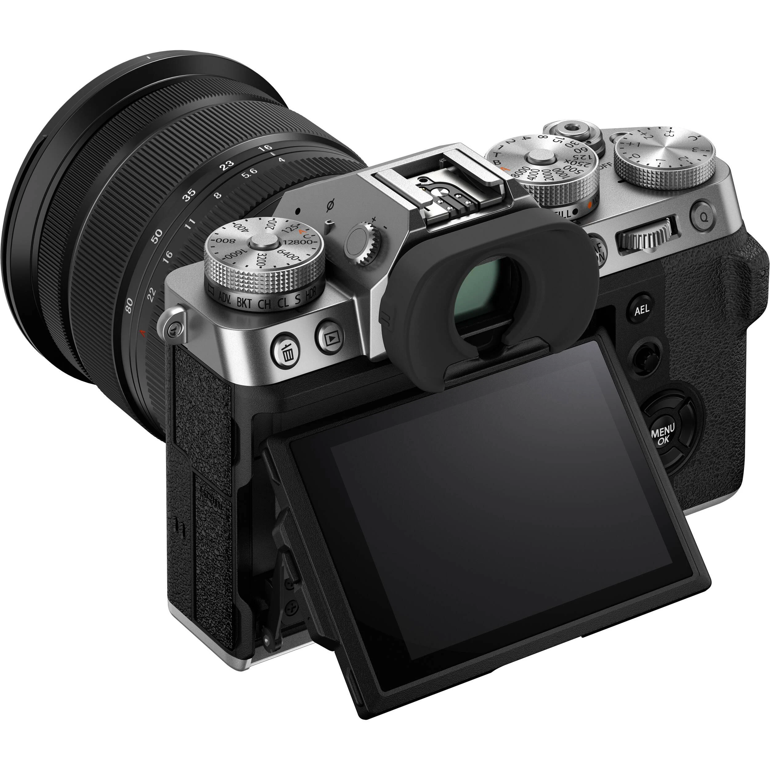 FUJIFILM X-T5 + FUJINON XF 16-80mm F4 R OIS WR (Sidabrinis)
