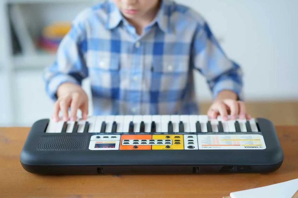 Klaviatūra Vaikiškas sintezatorius Yamaha PSS-F30