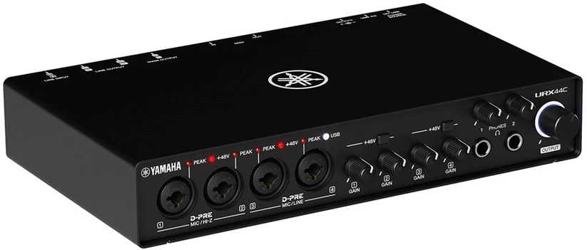 Yamaha URX44C - Garso/MIDI sąsaja