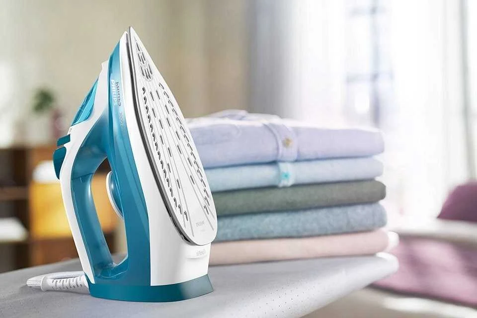 Philips 3000 Series Garų lygintuvas DST3011/20 2100W, 140g garo pripūtimas, 30g/min nenutrūkstamas garas
