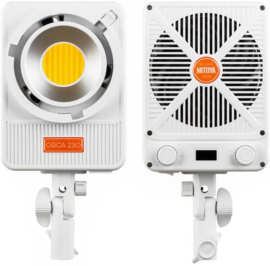 Godox Apšvietimo Įranga - MOBULA 540 LED Šviesa (3200-5600K, 3500 LUX, Nuotolinis Valdymas)