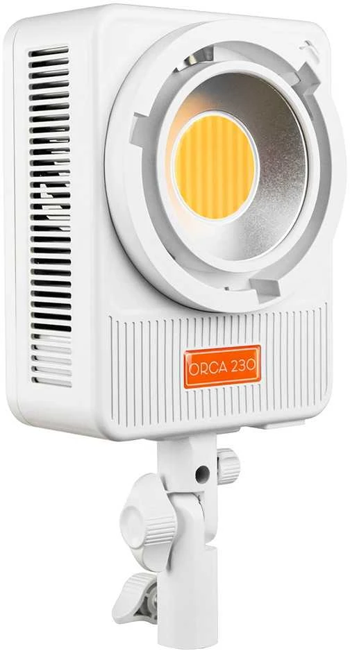 Godox Apšvietimo Įranga - MOBULA 540 LED Šviesa (3200-5600K, 3500 LUX, Nuotolinis Valdymas)