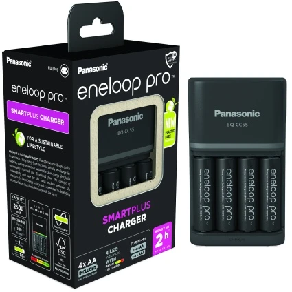 Panasonic Eneloop Pro įkroviklis su 4 AA baterijomis