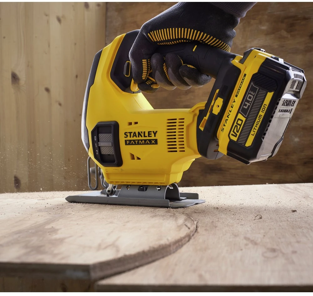 STANLEY siaurapjūklis SFMCS600B 18V be akumuliatoriaus ir kroviklio