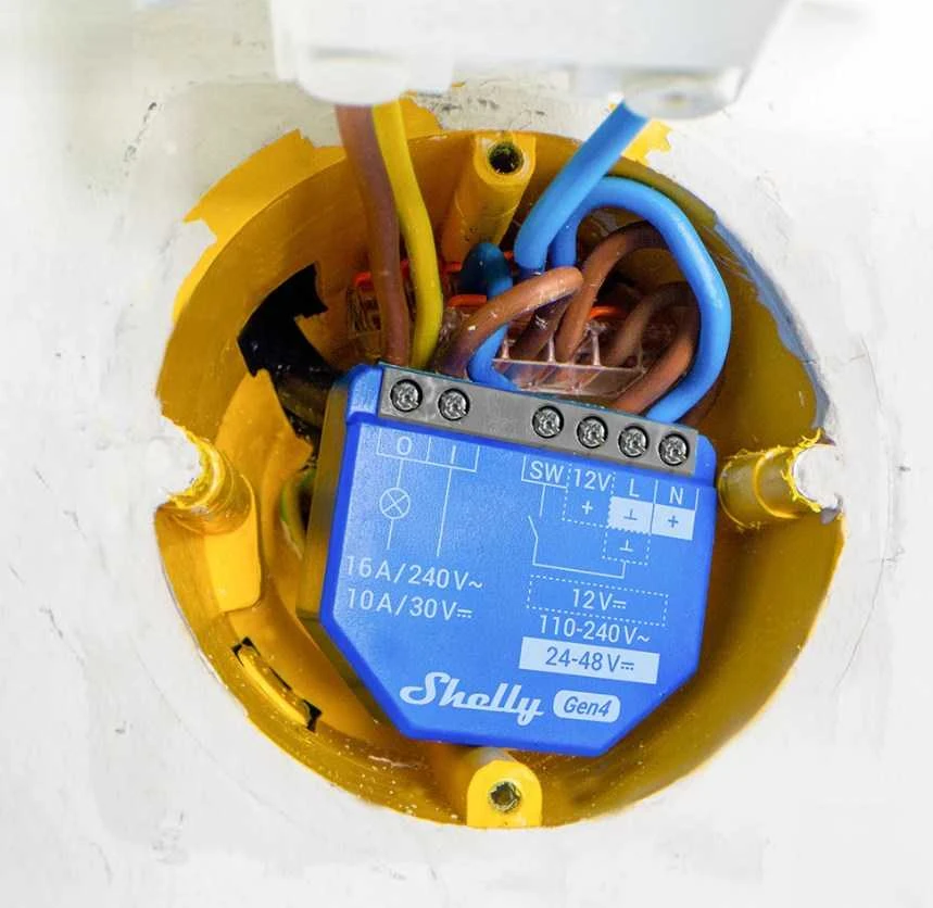 2 „Shelly 1 Gen4 Zigbee“ / „Matter“ valdiklių rinkinys