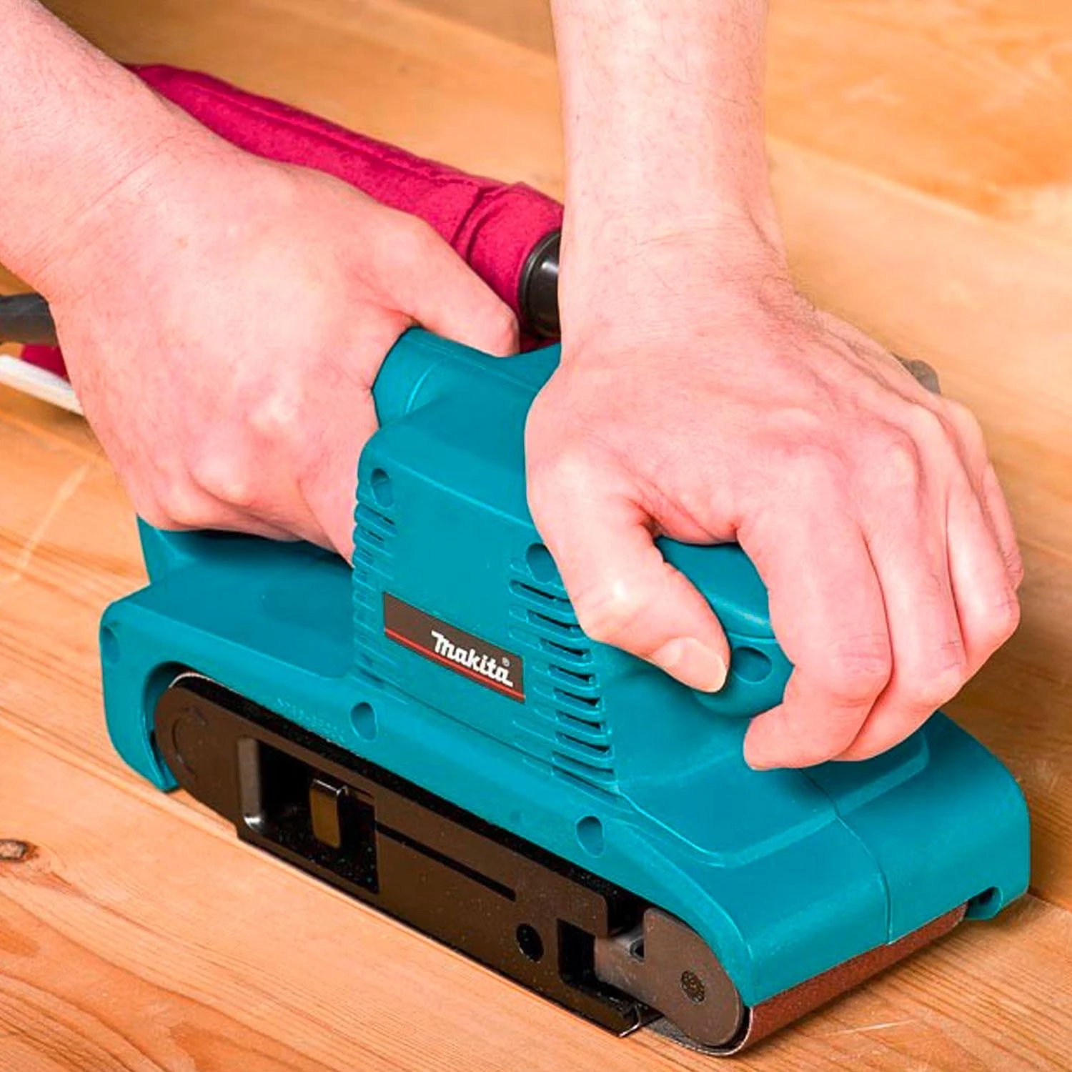 Makita Juostinis šlifuoklis 9911 75 mm