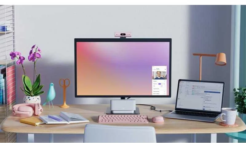 Internetinė kamera Logitech BRIO 500, Rožinės spalvos