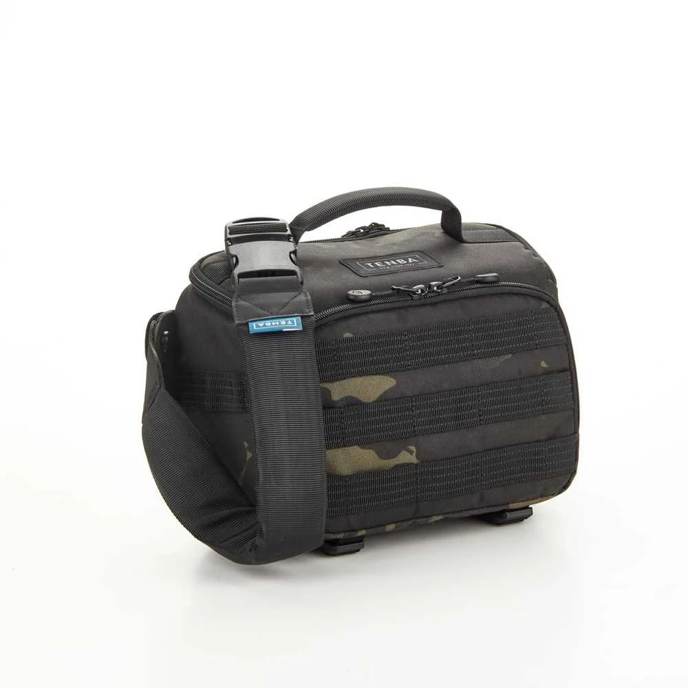 Kameros krepšys - Tenba Axis v2 4L Sling Bag (patvarus, vandeniui atsparus, MultiCam)
