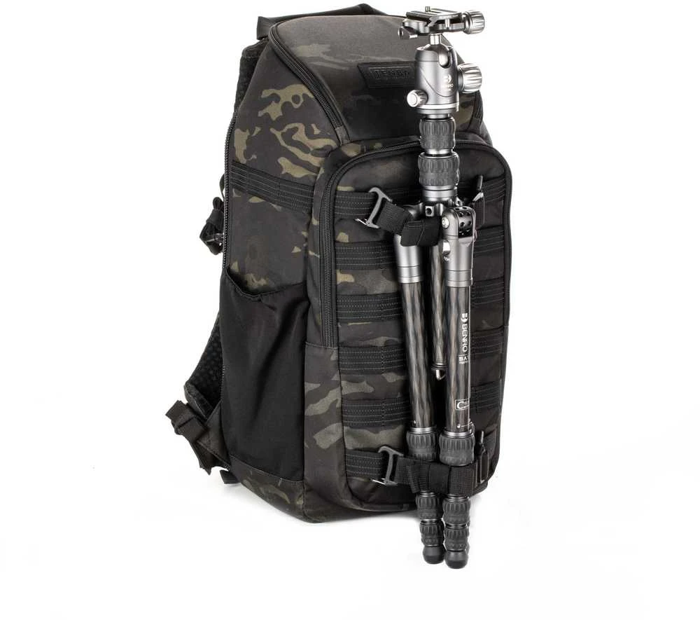 Kameros kuprinė - Tenba Axis v2 16L MultiCam Juodas