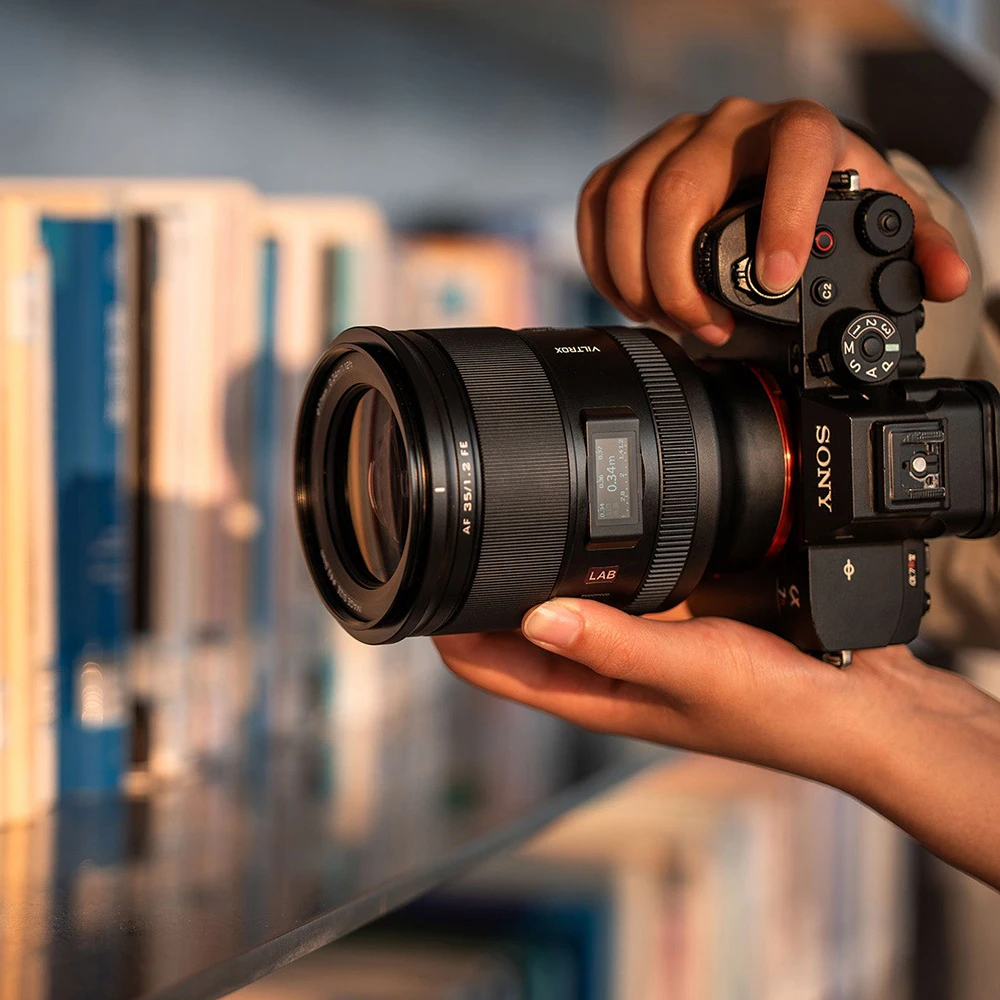„Viltrox AF 35mm f1.2 LAB“ objektyvas – „Sony E / FE“