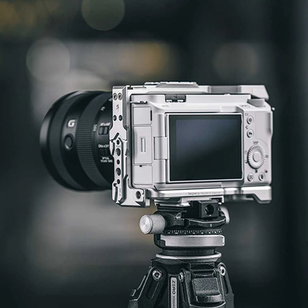 Kameros priedai - Falcam C00B3501 Quick Release Cage for Sony ZV E1, F38 interface, 160g, Sidabrinis