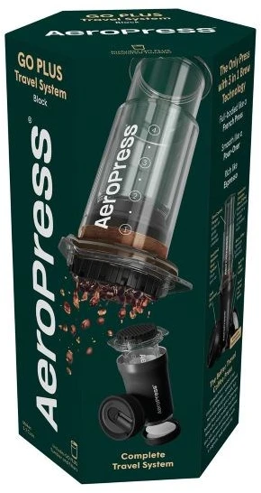 Go Plus su juodu AeroPress terminiu puodeliu