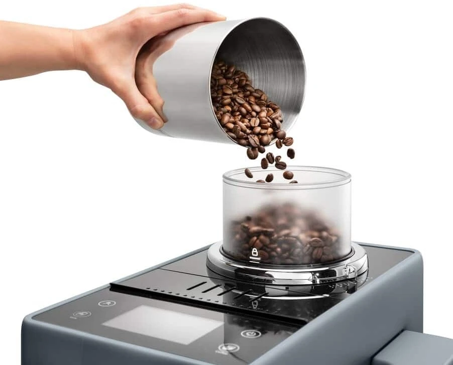 Kavos aparatas DeLonghi Rivelia EXAM440.55.G