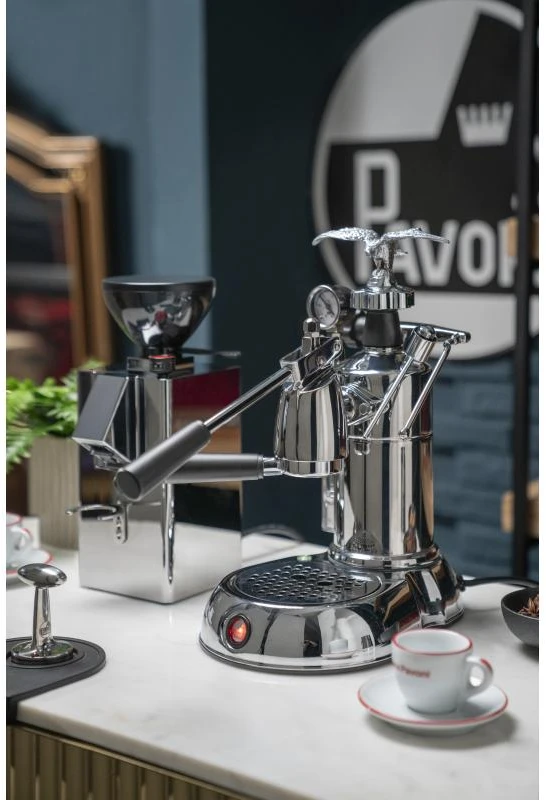 Kavos aparatas - La Pavoni LPLMLN01EU Milano 1,6 l 950 W 2 puodeliams sidabrinis