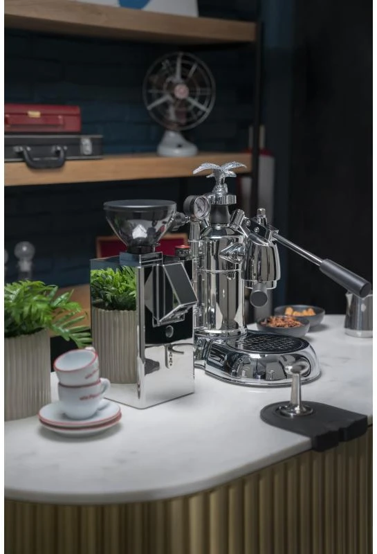 Kavos aparatas - La Pavoni LPLMLN01EU Milano 1,6 l 950 W 2 puodeliams sidabrinis
