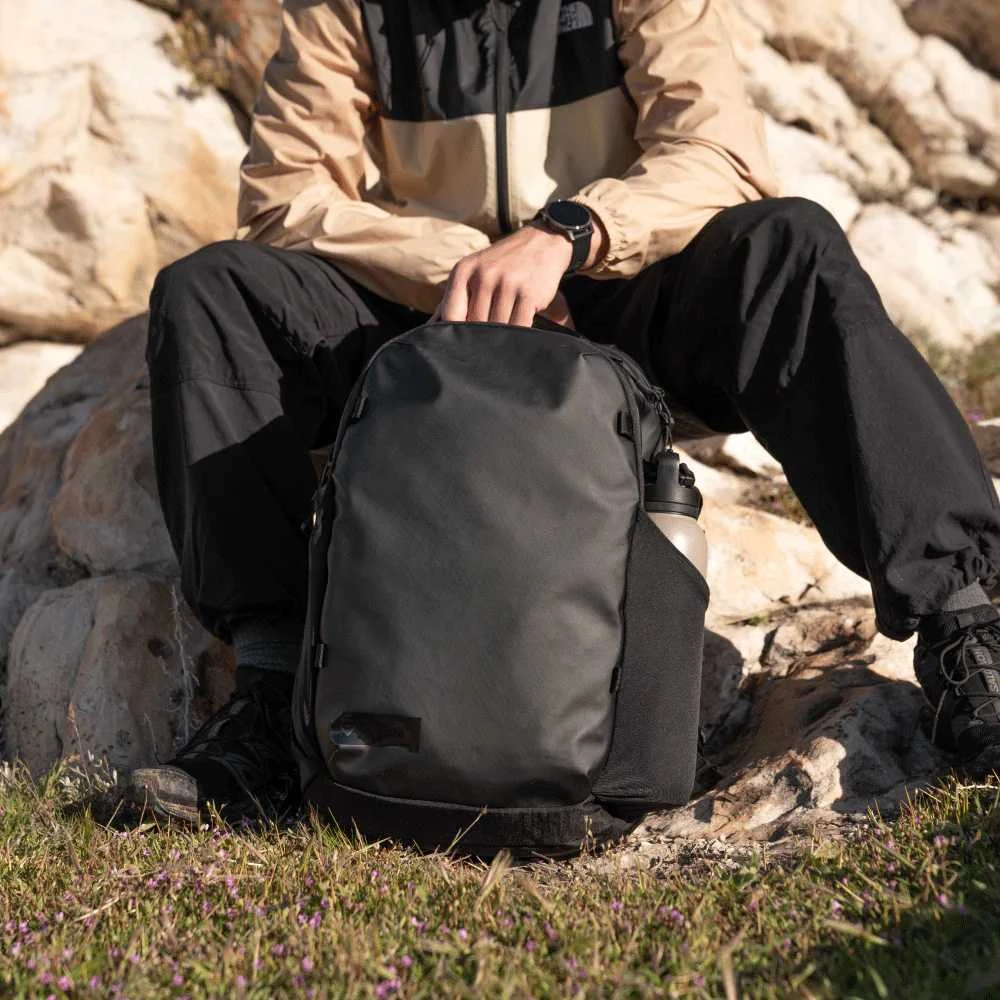 Kelioninė kuprinė - WANDRD NIMBUS 18L Kuprinė, Juoda