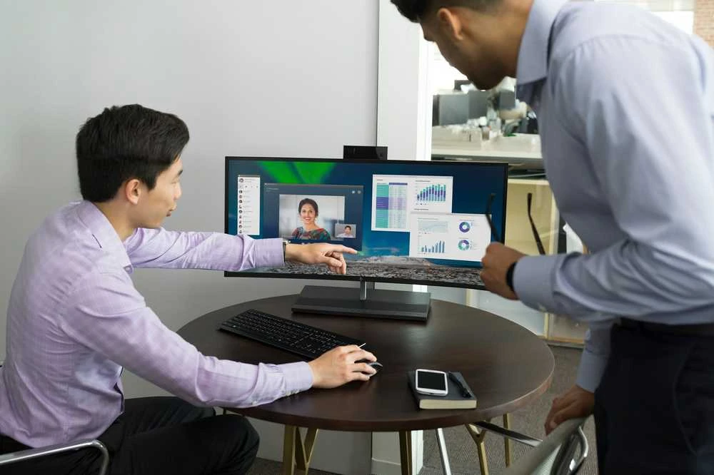 Hewlett Packard (HP) HP Wireless Premium Comfort Pelė, Fingerprint resistant - Juodas