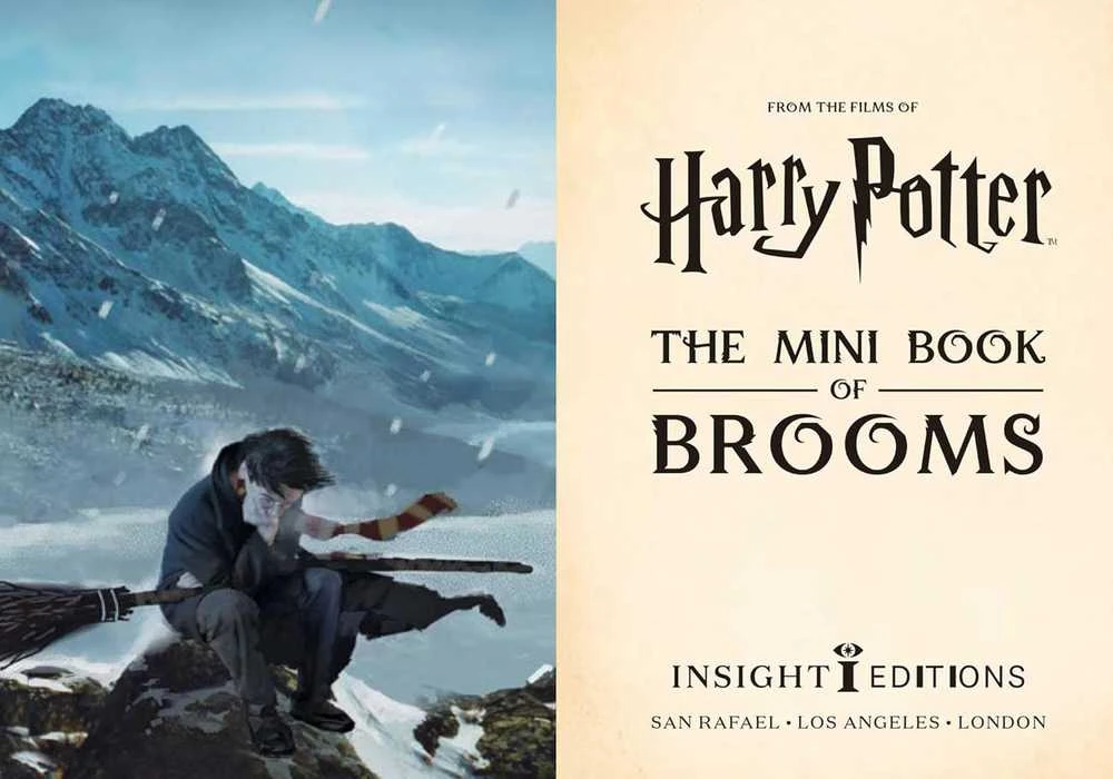 Dėlionė Knyga - Insight Editions Harry Potter Mini Knyga apie Šluotas 304 puslapiai 7.5x9.5 cm