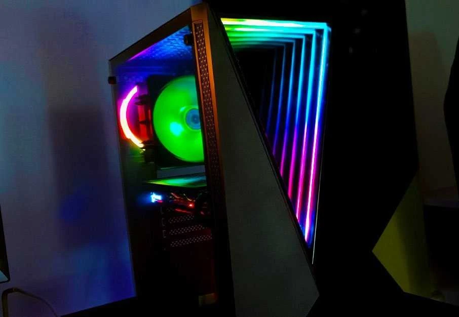 Kolink Void RGB juoda