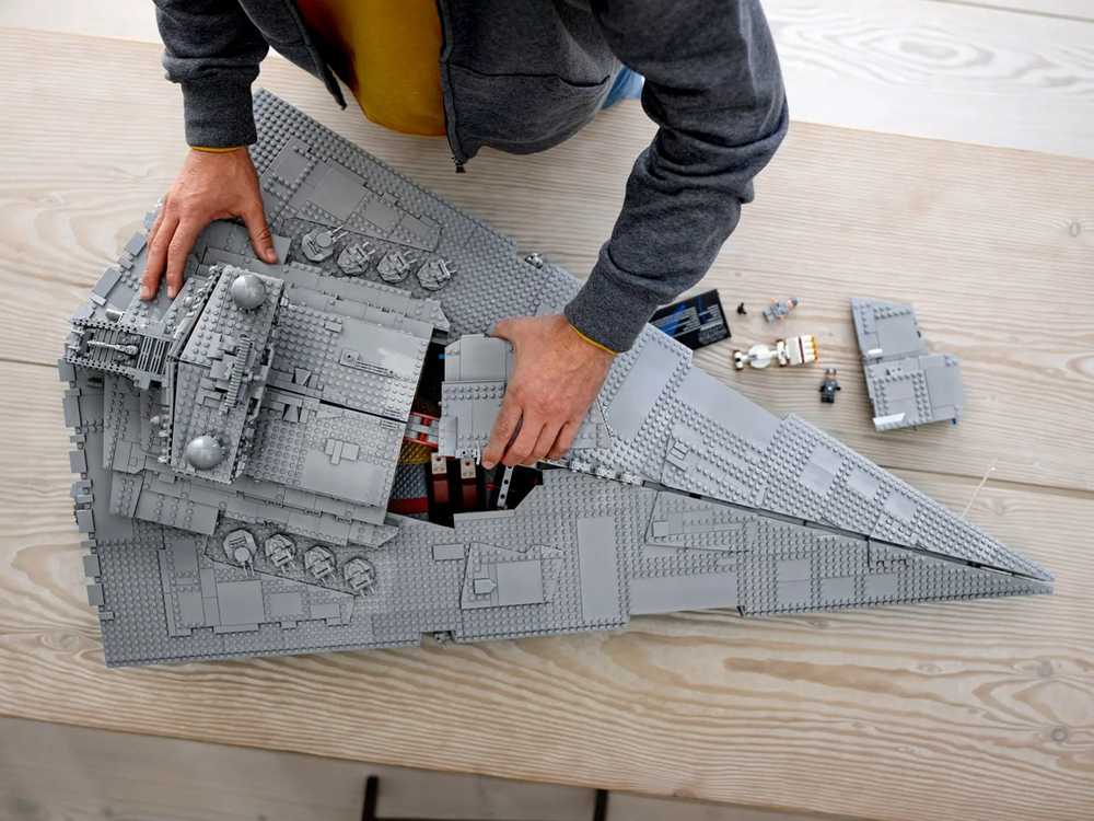 LEGO Star WarsImperial Star Destroyer™ (75252)