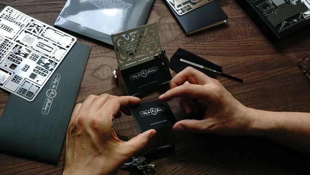 Time For Machine Perfecto Card Case - metalinio konstruktoriaus komplektas