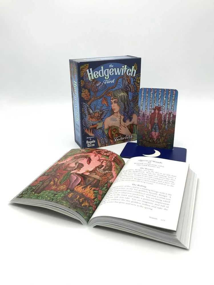 Hedgewitch taro kortos raganoms – Llewellyn, 78 kortų su vadovu