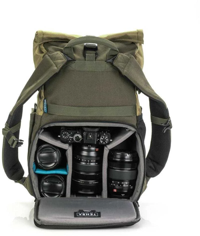 Kameros kuprinė - Tenba Fulton v2 14L, talpina DSLR/veidrodinę, 3-4 objektyvus, smėlinė/alyvuogių