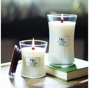 WoodWick Aromatinė žvakė (White Teak), 275 g