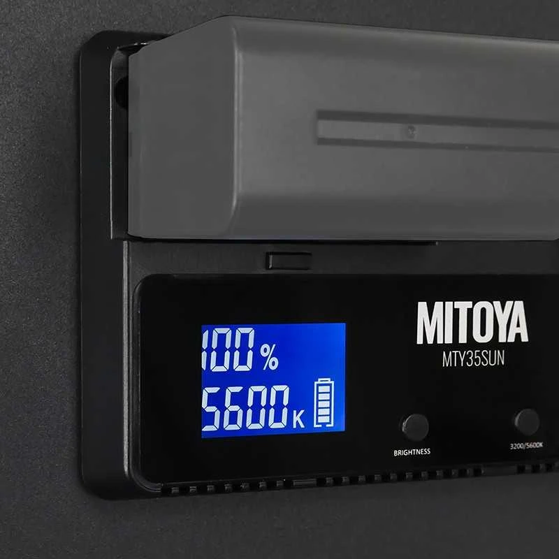 LED Šviesa - MITOYA SUN 35W 3200-5600K Reguliuojama Galia 272 LED