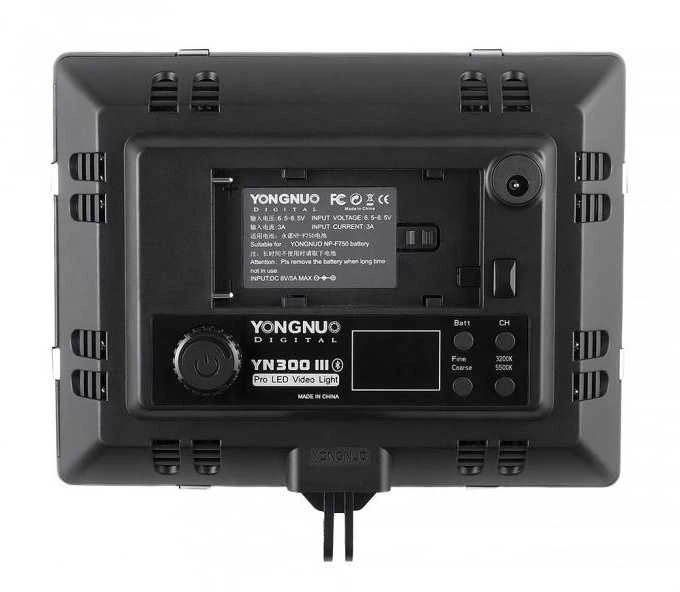 LED Šviestuvas Yongnuo YN300 III - WB (3200 K - 5500 K)