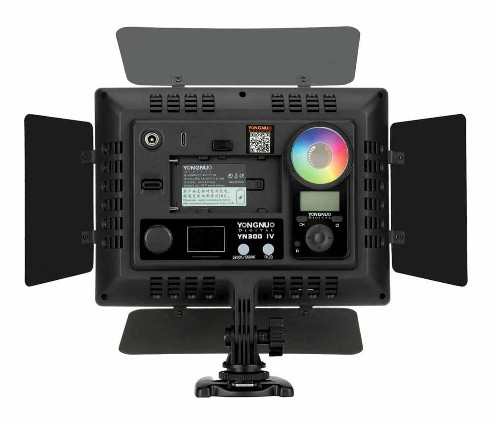 Apšvietimo įranga - YONGNUO YN-300 IV RGB LED šviesa 3200-5600K