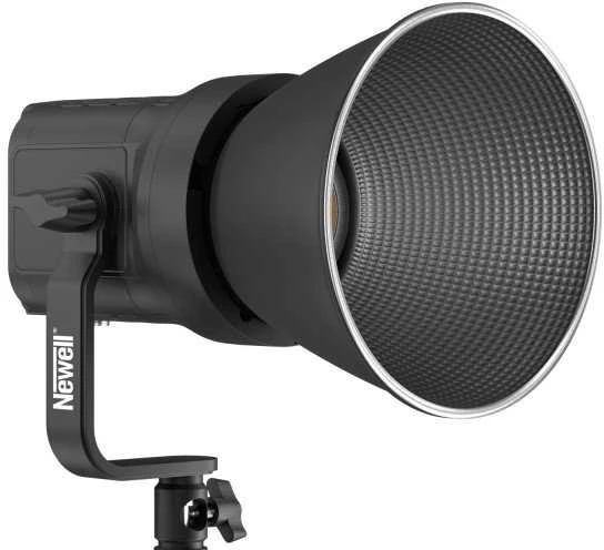 LED švviestuvas Newell RGB Pravaha Max 135
