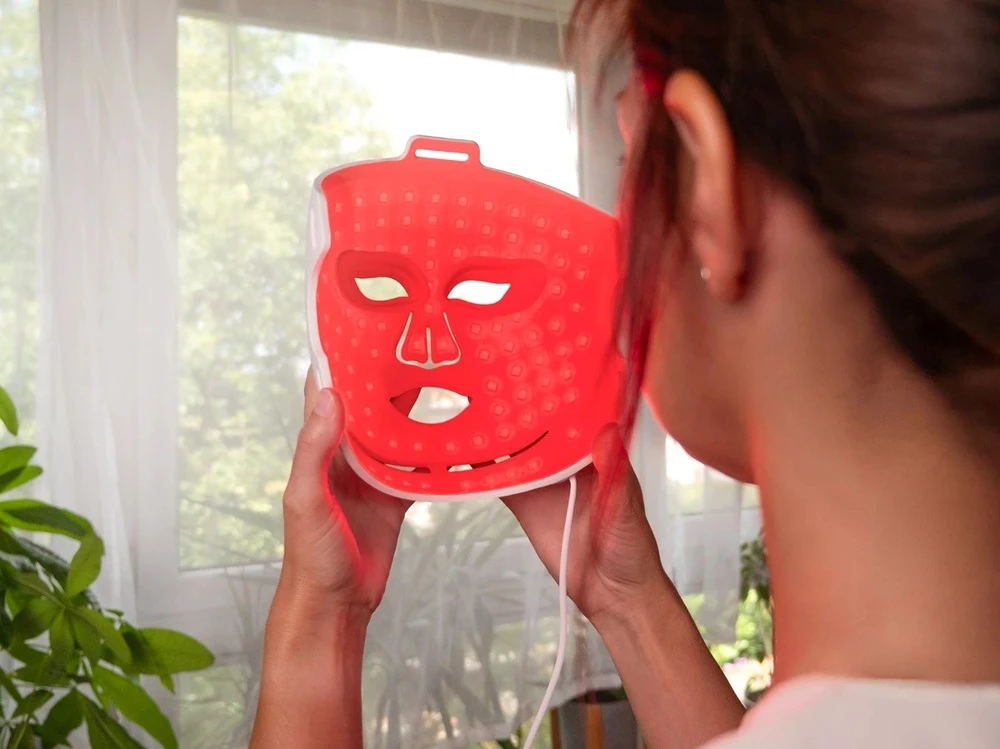 Concept MO8303 Perfect Skin LED face mask Baltas
