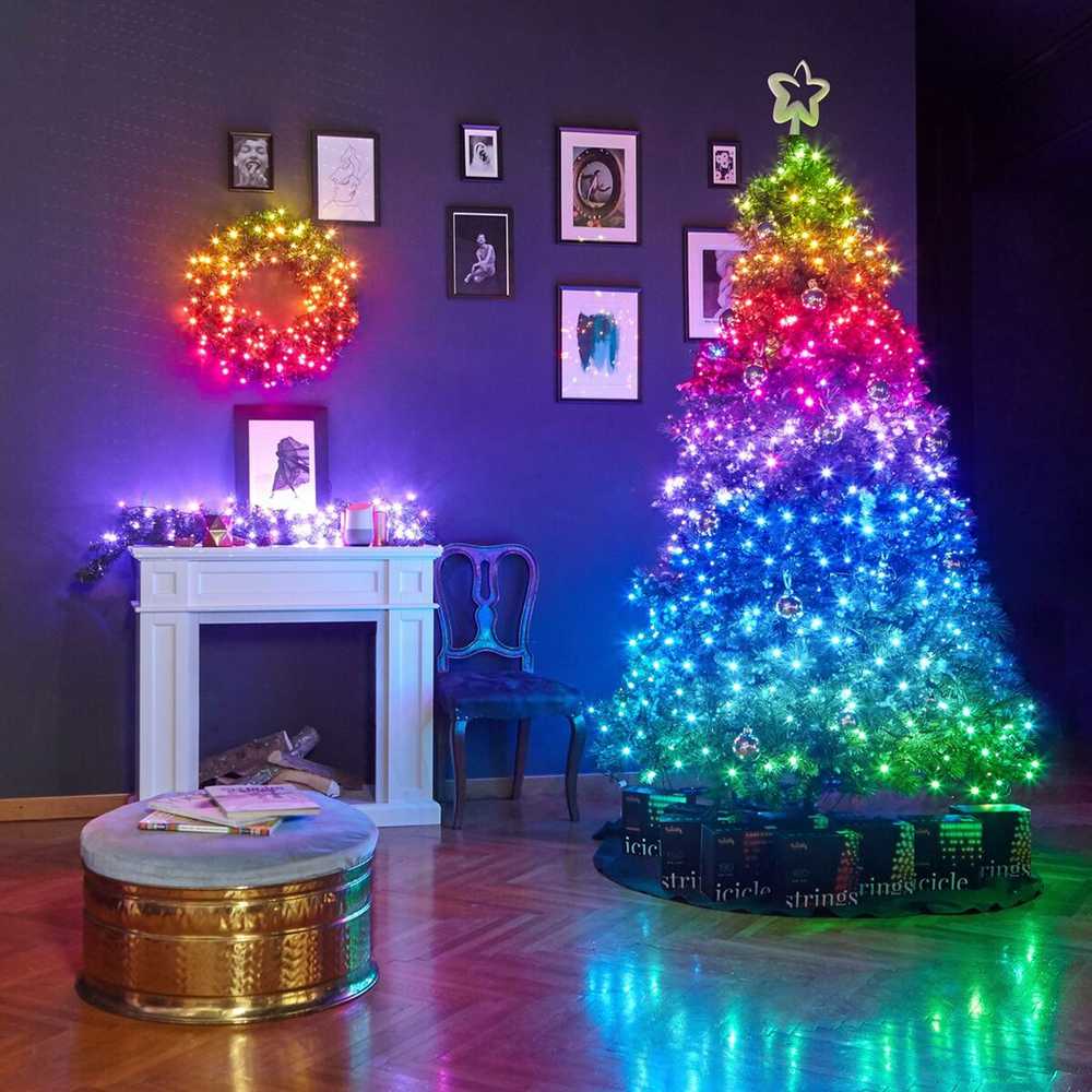 Kalėdinė išmanioji lempučių girlianda Twinkly Strings Special Edition – 250 RGB+W LED